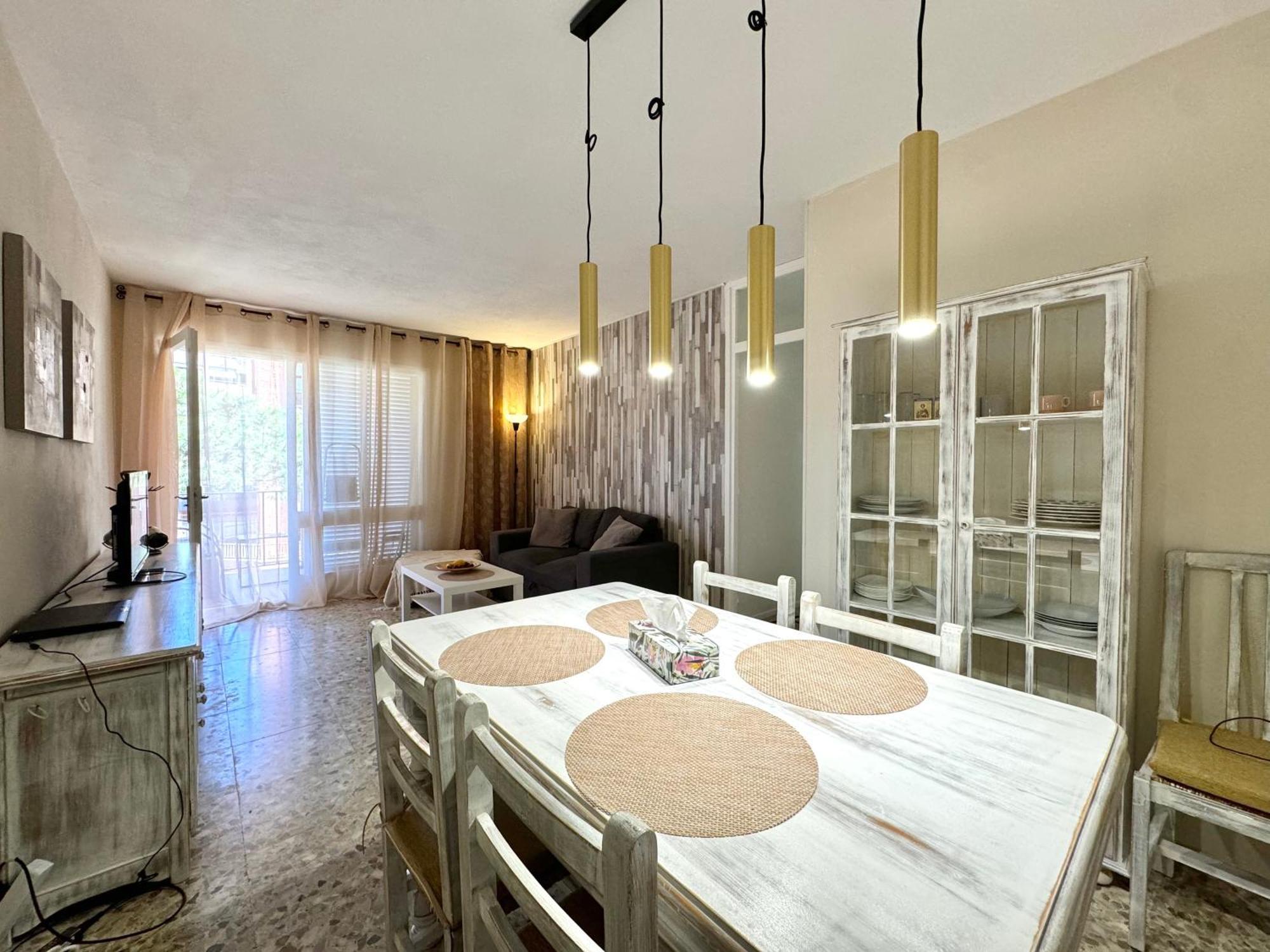 Fenals Trimaran Apartment *